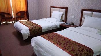 Yanshi 7 Star Express Hotel Luoyang  Buitenkant foto
