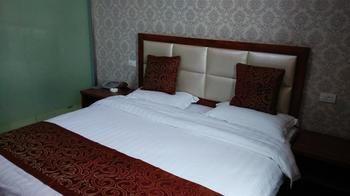 Yanshi 7 Star Express Hotel Luoyang  Buitenkant foto